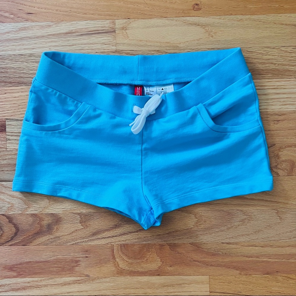 3/$25.00 🛍 H&M jersey shorts